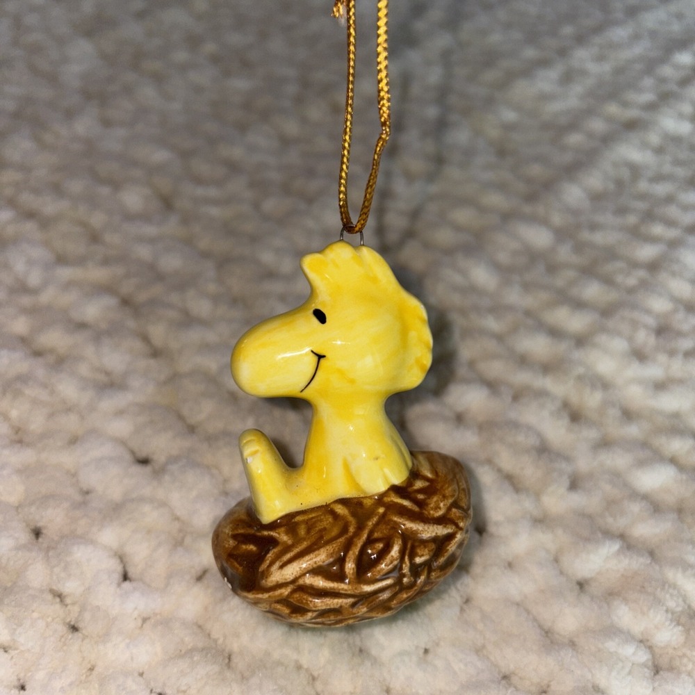 Vintage 1972 United Feature Syndicate Peanuts Woodstock Snoopy Gift Ornament
